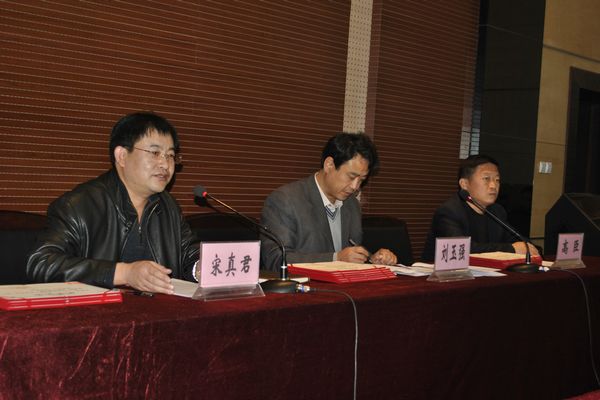 副院长宋真君主持2011说课比赛总结表彰大会 副院长宋真君主持2011说课比赛总结表彰大会